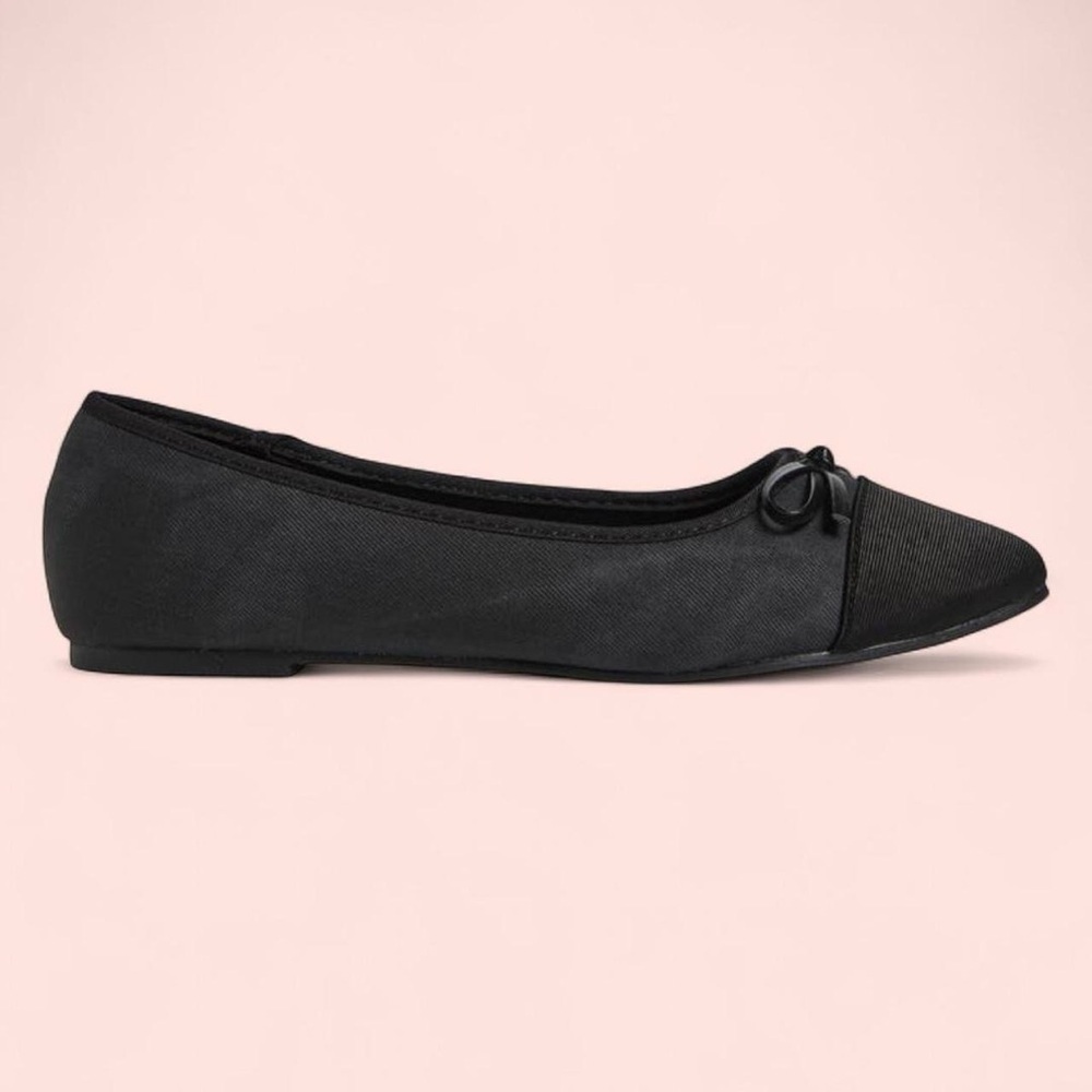 Elegant Tahari Black Women's Ballet Flats Size 8